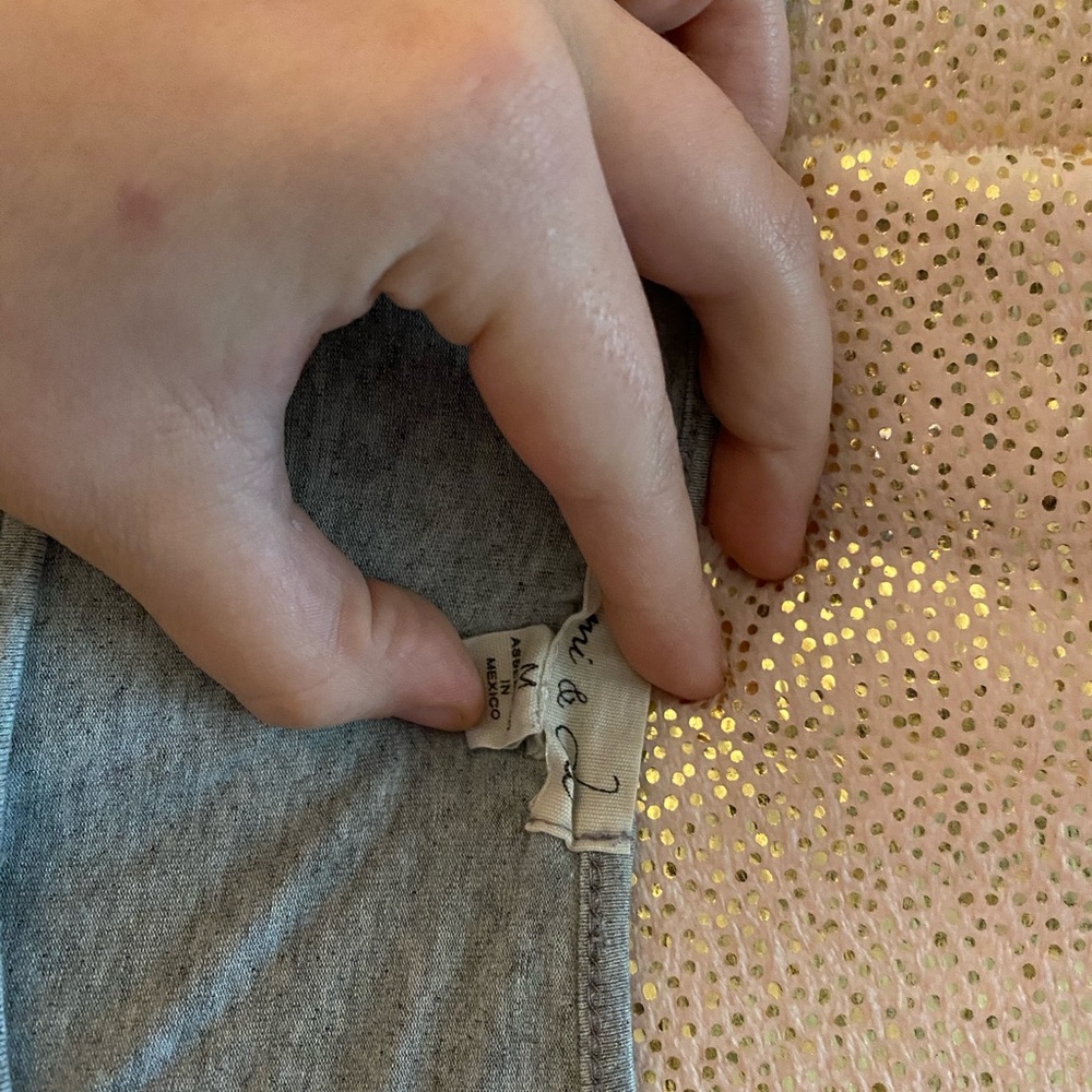 clothes !!! - Picture 2 of 3